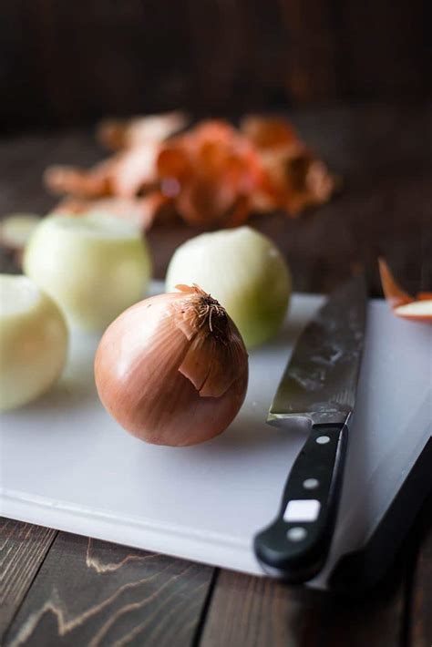 How To Cut An Onion Without Crying A Sweet Pea Chef