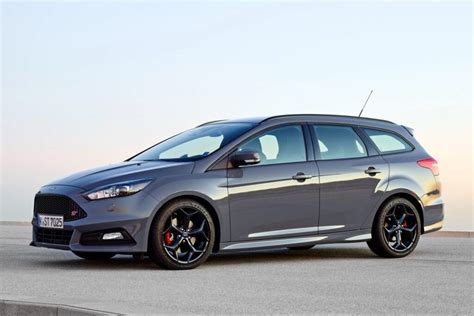 Ford Focus St Wagon 2015 — Autotachki