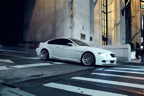 White Bmw E63 M6 Haunts The City Streets Of Nyc Autoevolution