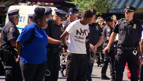 Us Fast Food Protests Lead To Several Arrests Bbc News