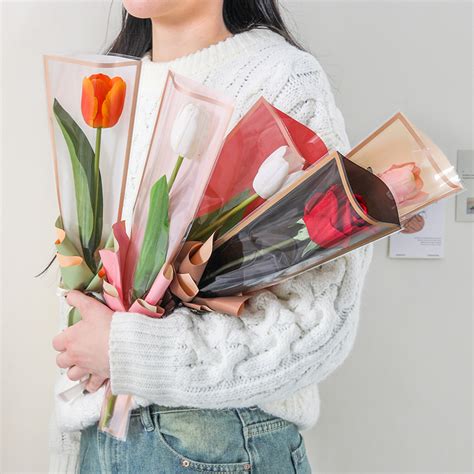 玻璃纸花束包装，让鲜花永不凋零的秘密武器 花艺包装纸 淘宝百科网