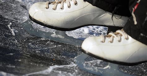 North Park, South Park Ice Rinks Opening Friday - CBS Pittsburgh