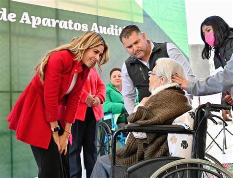 ENTREGA DIF ESTATAL 300 APARATOS AUDITIVOS A PERSONAS DE ESCASOS