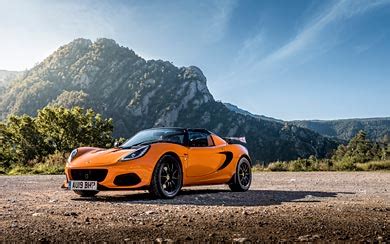 2016 Lotus Elise Cup 250 Wallpaper 001 - WSupercars