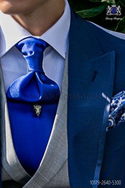 Cravate D Ascot De Raso Liso En Azul Royal Mario Moreno Moyano Bleu