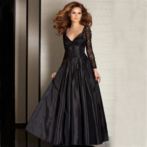 Black Evening Dresses 2017 Sexy V Neck Lace Long Sleeve Floor Length Formal Dress Plus Size