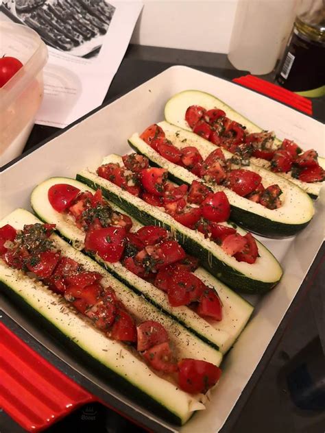 Courgettes Farcies Aux Tomates Cerises Alice Aux Pays De La Gourmandise