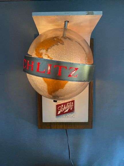 Schlitz Light Up Motion Globe Advertising Beer Sign Matthew Bullock