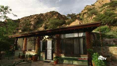 This wild Arizona home was built into a mountain | AOL Features