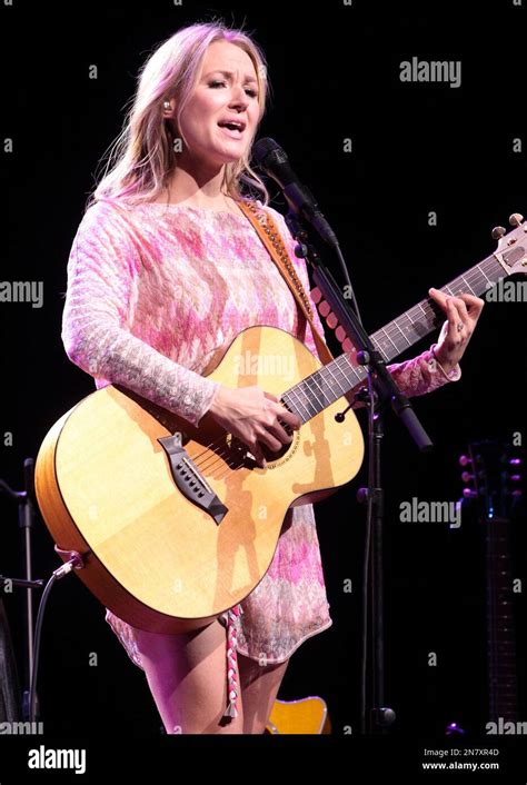 Singer Songwriter Jewel Performs On Her Greatest Hits Tour At The