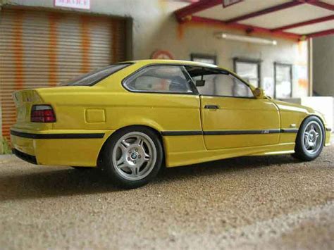 Bmw M E Jaune Miniature Origine Ut Models Voiture Miniature