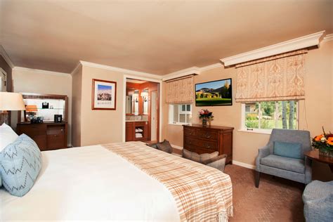 Stay at the Historic Sun Valley Inn | Sun Valley