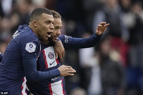 It Wasn T A Dig Kylian Mbappe Insists His Comments Urging Psg To