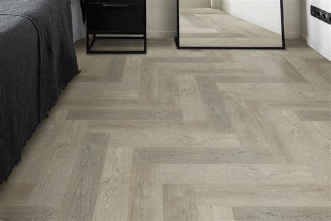 Виниловый пол GRAPHITE OAK Замковый влагостойкий