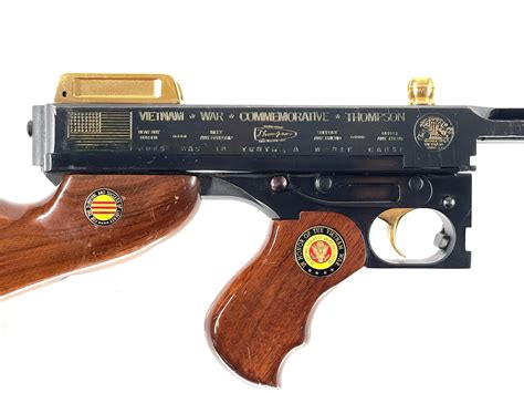lot auto ordnance model  vietnam commemorative thompson  acp