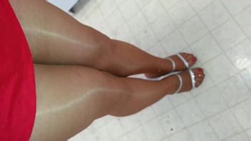 Caminando Tomadura De Pelo En Tacones De Plataforma Sexy Y Pantimedias Bronceadoras XVIDEOS