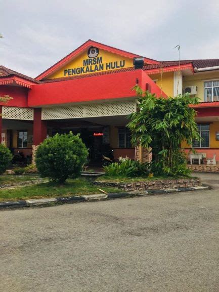 Warga MRSM Pengkalan Hulu dikuarantin hingga Aidilfitri - Utusan Malaysia