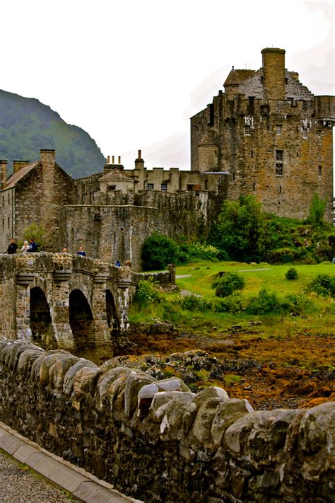 Eilean Donan Castle, Kyle of Lochalsh, Scotland | Scotland landscape ...