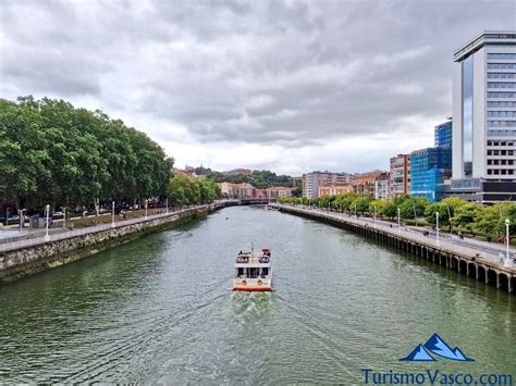 paseos en barco por la ría de bilbao TurismoVasco