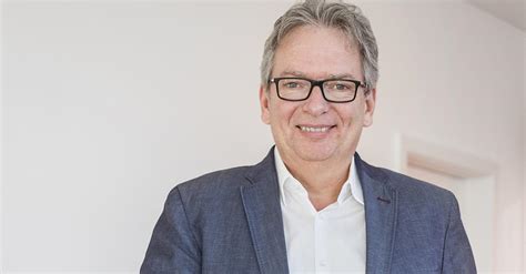 Jörg Sauer tritt in Limburg Weilburg für zweite Amtszeit an