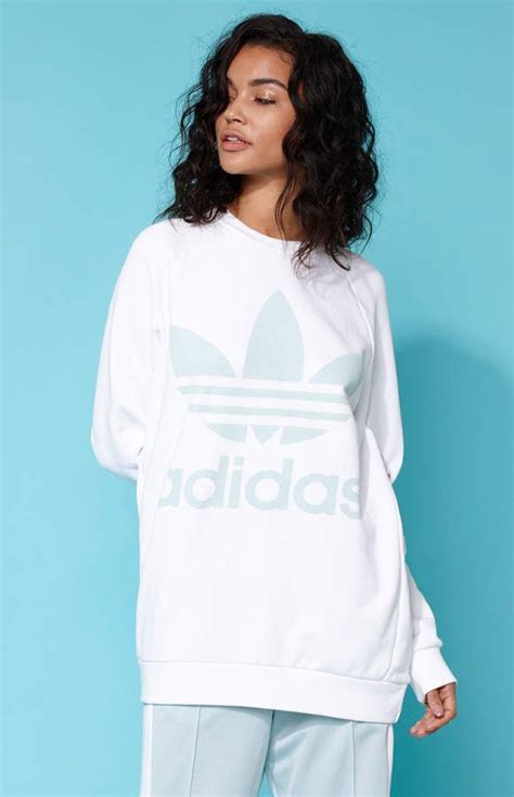 Adidas Adicolor White Oversized Sweatshirt Oversized Sweatshirt Sporty Outfits Trendy Sweatshirt