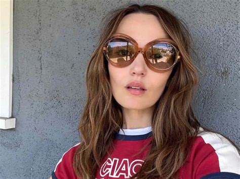 Babydoll Brunette Per Sembrare Appena Tornate Dai Tropici