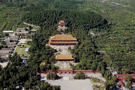 Journey into the Forest of Souls: Visiting the Ming Tombs 🌳