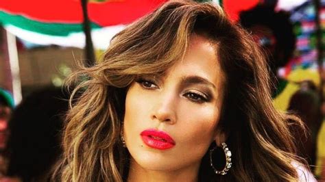 JLo enseña de más y se lleva todas las miradas MDZ Online