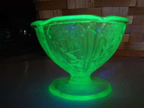 Vintage Vaseline Ouraline Uranium Dessert Glass Bowl Etsy Uk