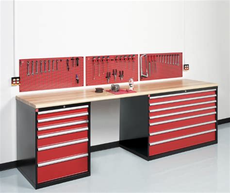 With The Griots Garage Workstation You Can Fit High Grade Cabinets