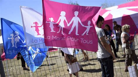 Une Pétition Contre La Manif Pour Tous Recueille 230 000 Signatures En