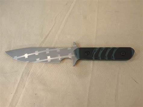 Strider Fixed Blade Knife 5.5 For Sale at GunAuction.com - 9879727