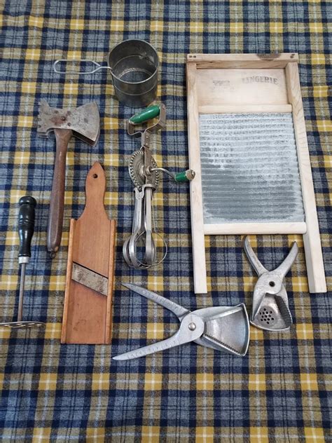 Colonial Tailor Tools