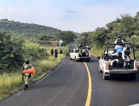 Cuatro ejecutados en la carretera en Iguala tres en Azoyú y una más en