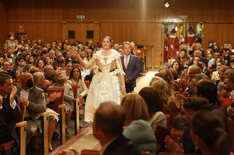 Las Mejores Fotos Del Pregón Y La Imposición De Bandas A La Reina Y Damas De Vila Real El