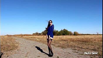 Morena De Piernas Largas Muestra Su Cuerpo XVIDEOS