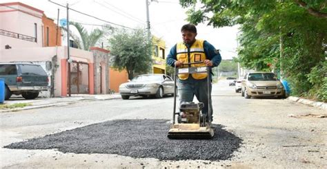 Atiende Servicios Primarios Peticiones La Colonia Los Perales De Allende