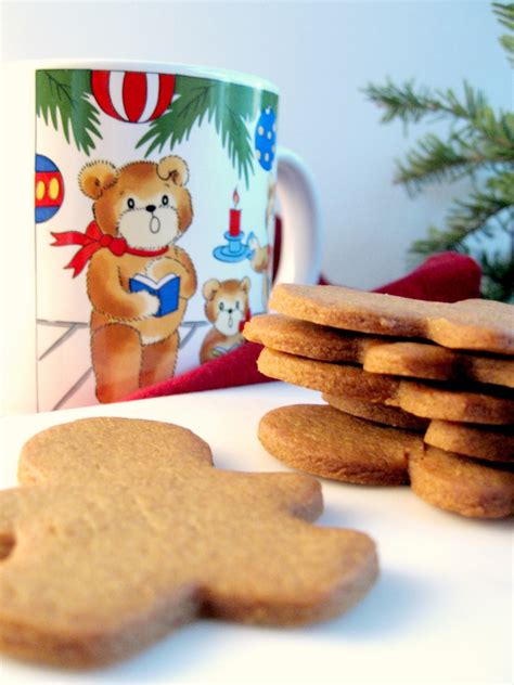 Apricosa: Christmas baking: crispy ginger cookies!