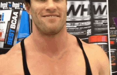 Omg He S Naked Superstar Bodybuilder Calum Von Moger Omg Blog