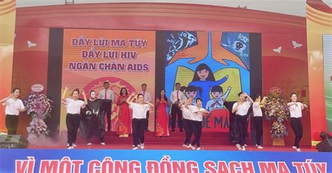 Lồng ghép tuyên truyền phòng chống AIDS ma túy mại dâm trong các hoạt