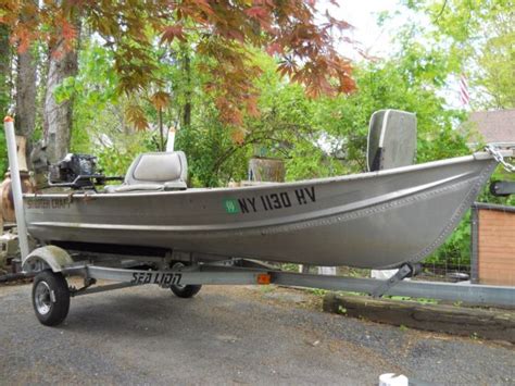 Aluminum Smokercraft Fishing Boat With Motor For Sale In