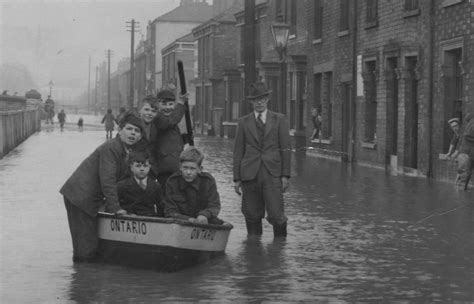 Flooding - 1949 | Lincoln city, Lincoln england, Lincoln uk