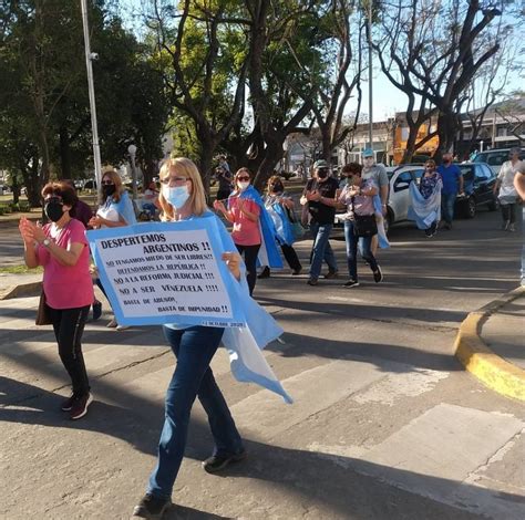 Otra Masiva Marcha Nacional En Contra Del Gobierno Al Margen Web