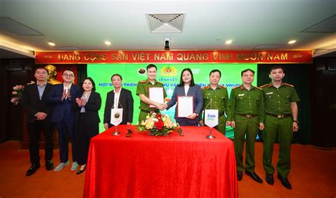 thong cao bao chi zalopay hop tac cung bo cong  trien khai dinh danh
