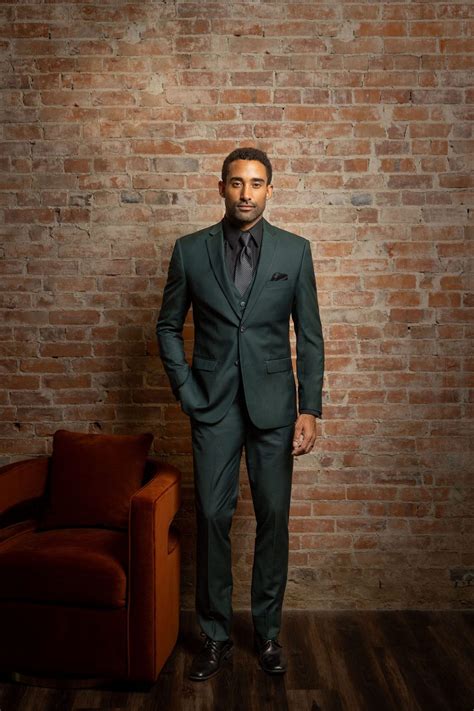 Tuxedo Rental Services in Kalamazoo, MI | Libins