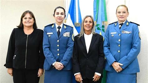 Histórico cuatro mujeres integran la plana mayor del Servicio