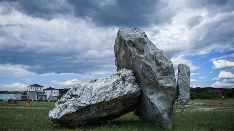 Kako Nestaju Tragovi Rata Na Kosovu