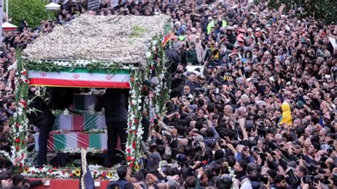 Thousands At Iran Presidents Funeral Procession Republic Online