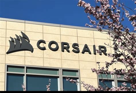 Corsair Ora Punta Al Sim Racing E Vuole Acquisire Fanatec