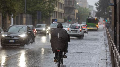 A Milano tornano ancora pioggia e maltempo ecco cosa succederà